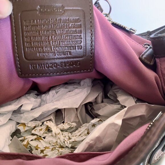 Mint Condition Y2K COACH Soho Pleated White and Brown (Full Grain) Leather Bag - Picture 13 of 14